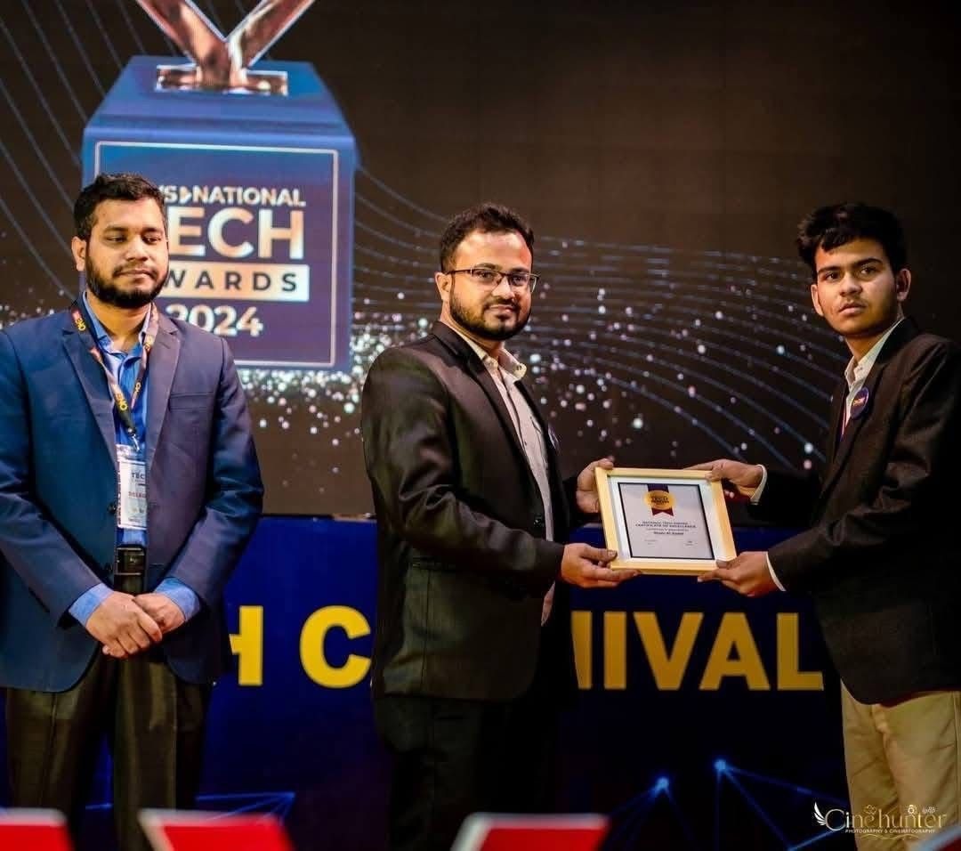 TeenX receiving International Tech Awards 2024 certificate